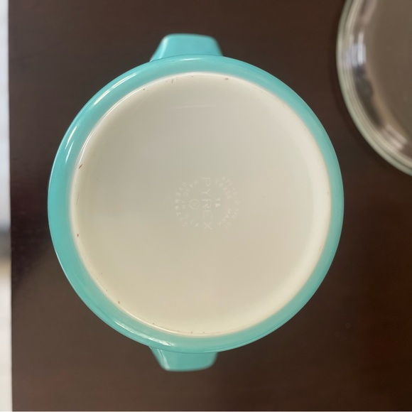 Pyrex 2.5qt Amish Butterprint 475-B - Picture 7 of 8